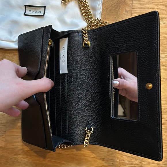 Gucci wallet on chain bag - Picture 2 of 4